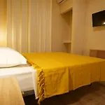 Flyresidence Garibaldi Station *