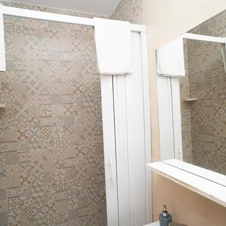 Tatil Evi Flyresidence Garibaldi Station *