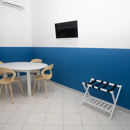 Flyresidence Garibaldi Station Tatil Evi