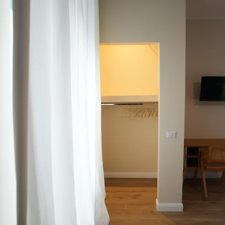 Tatil Evi Flyresidence Garibaldi Station *