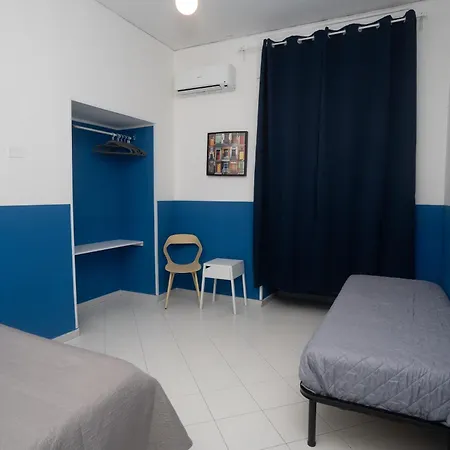 Feriehus Flyresidence Garibaldi Station Napoli