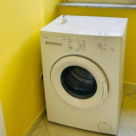 Semesterbostad Flyresidence Garibaldi Station Neapel